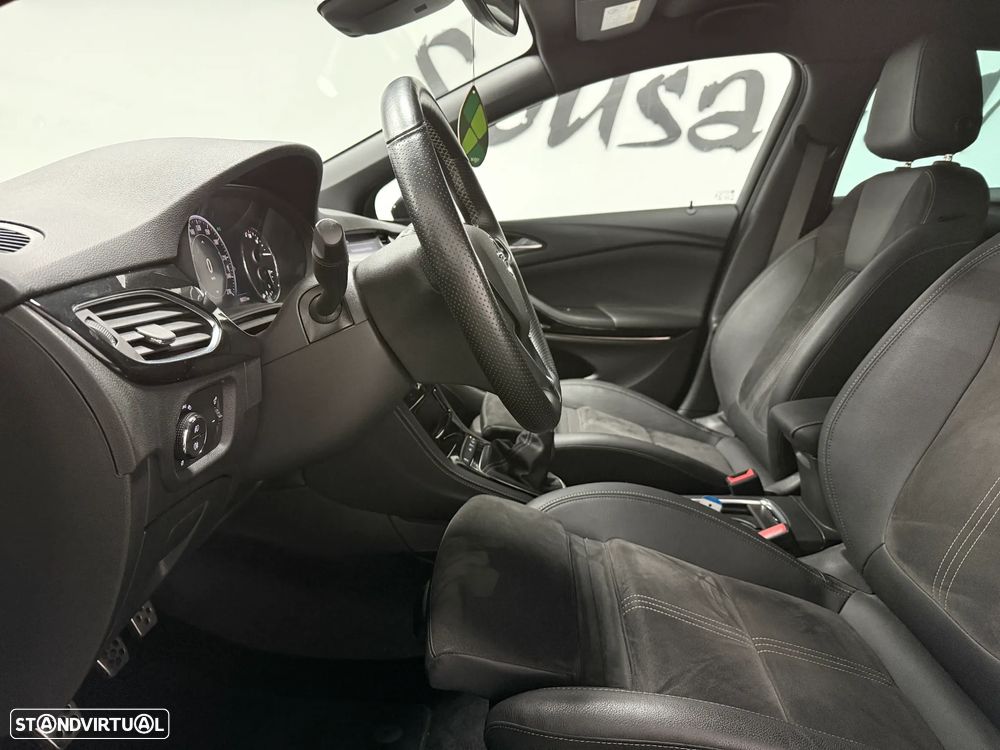 Opel Astra 1.5 D Elegance - 27