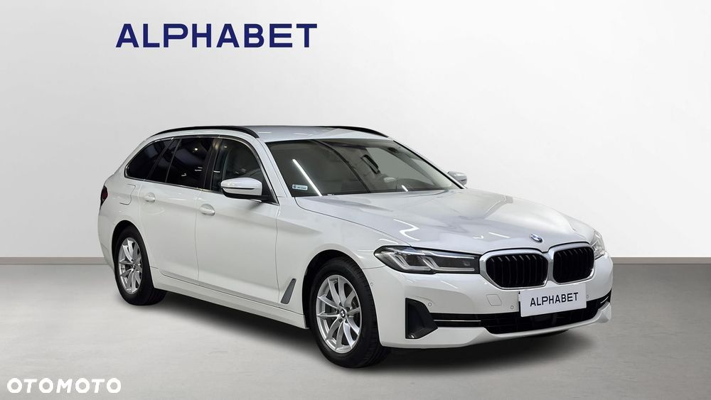 BMW Seria 5 520d xDrive - 9