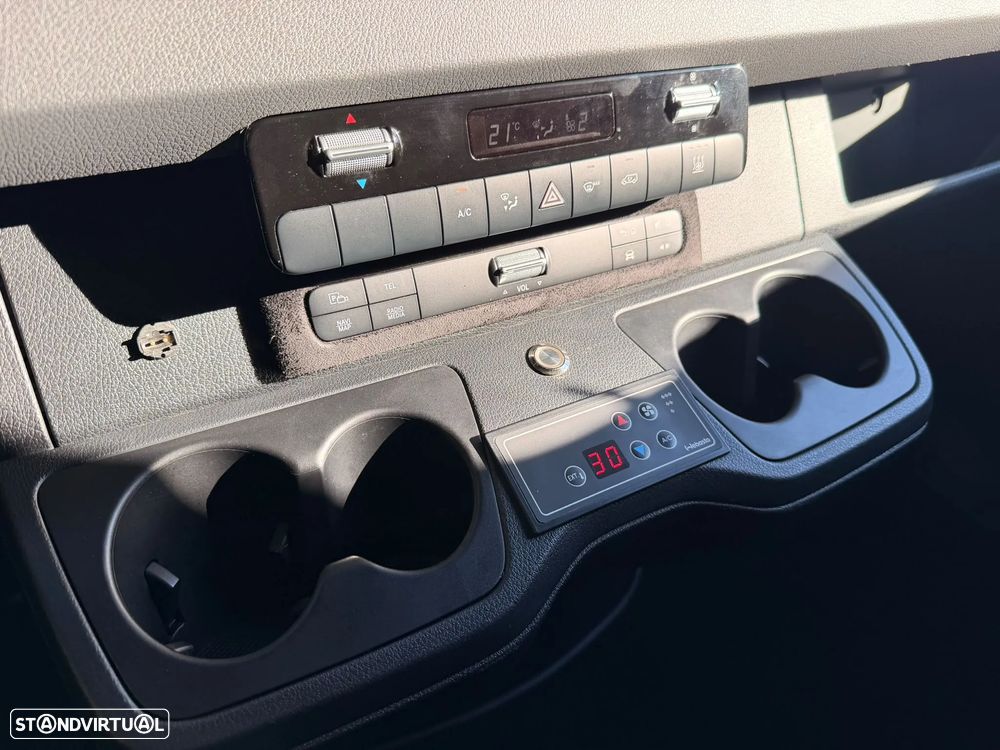 Mercedes-Benz Sprinter - 13