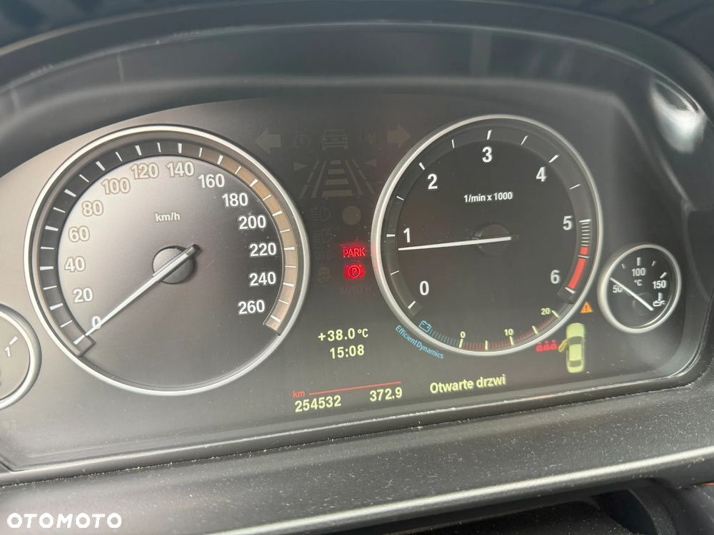 BMW Seria 5 - 8