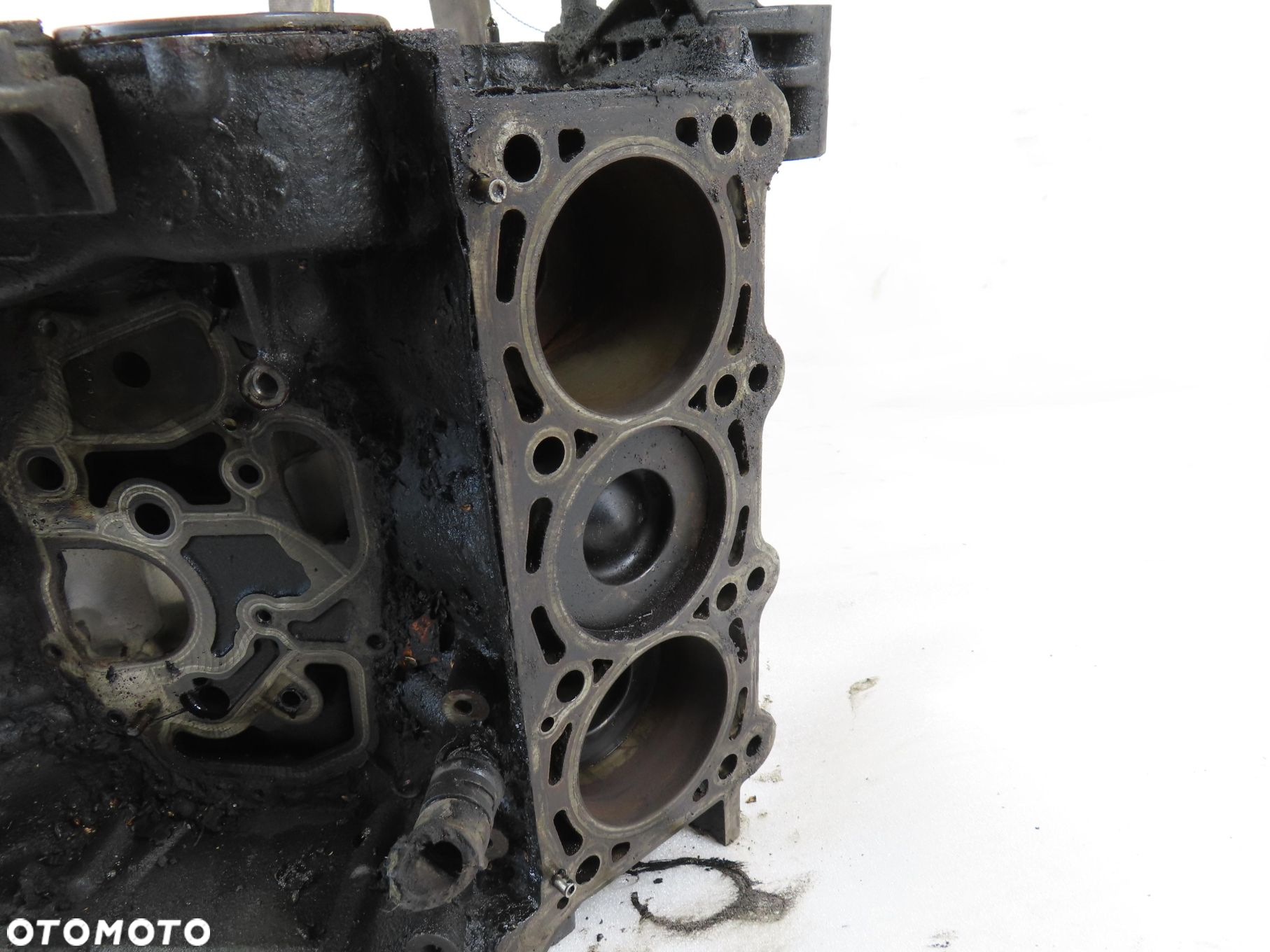 BLOK AUDI A6 C6 2.7 TDI - 3