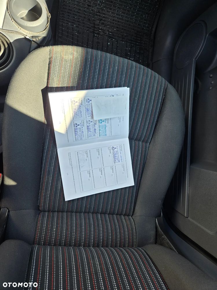 Mitsubishi Colt 1.3 Motion Plus - 17