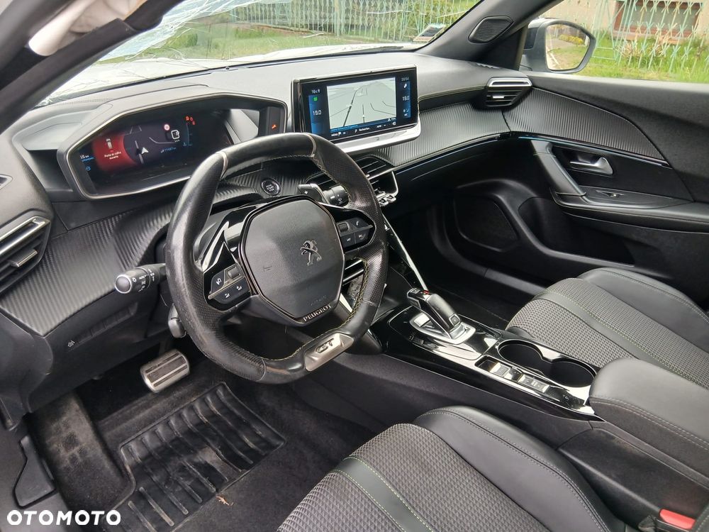 Peugeot 2008 1.2 PureTech GT S&S EAT8 - 20