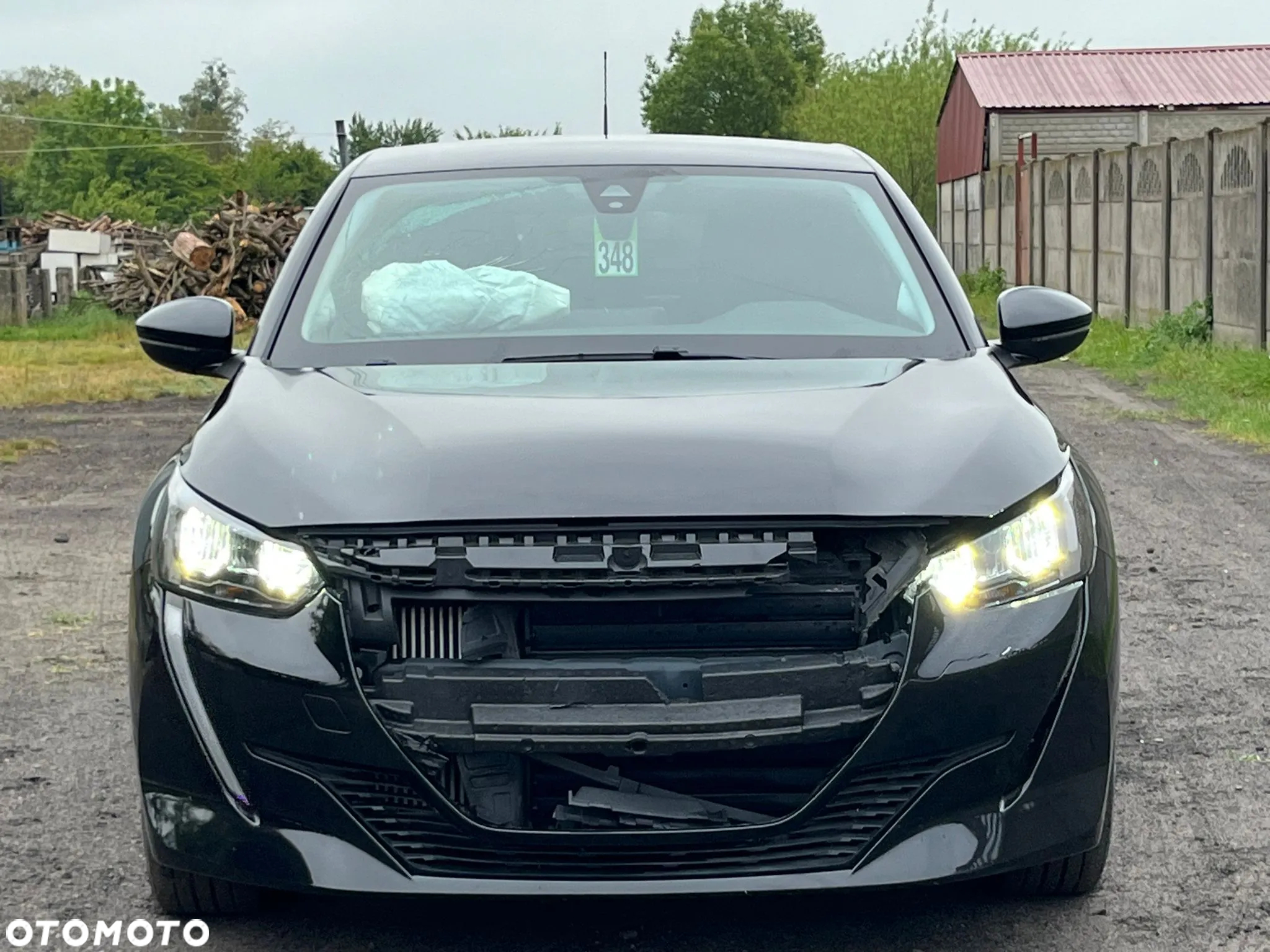 Peugeot 208 - 27