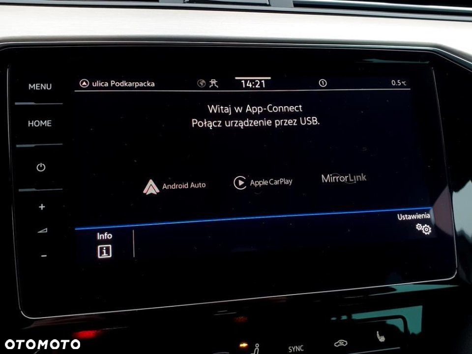 Volkswagen Passat - 24