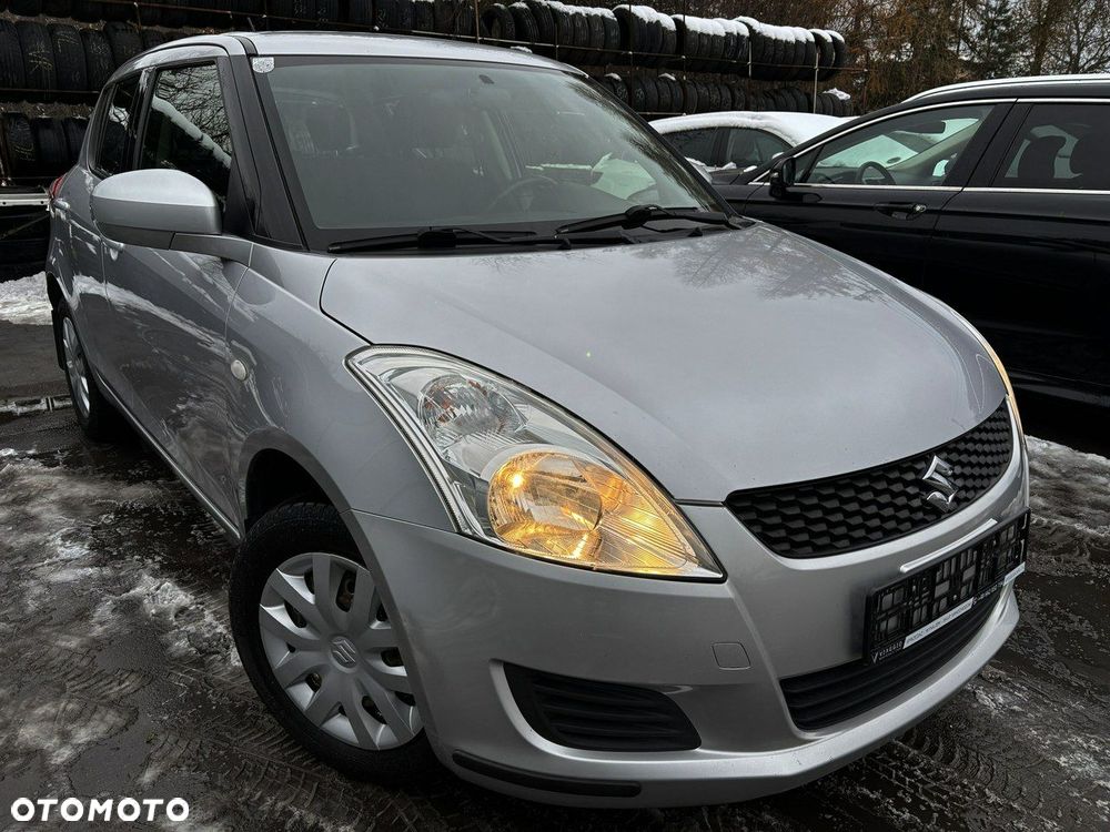 Suzuki Swift 1.2 Premium - 2