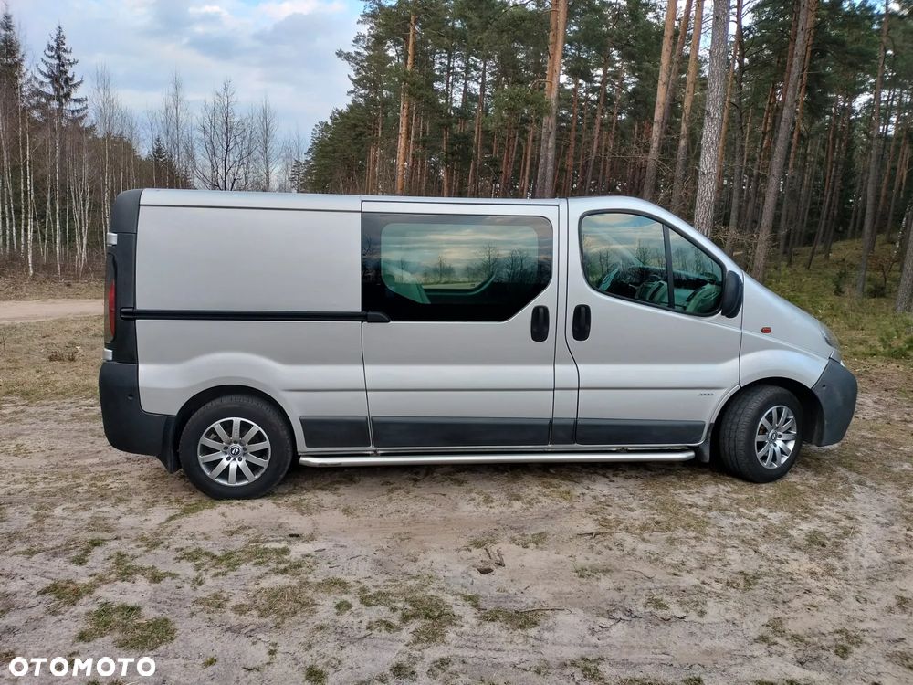 Opel vivaro - 25