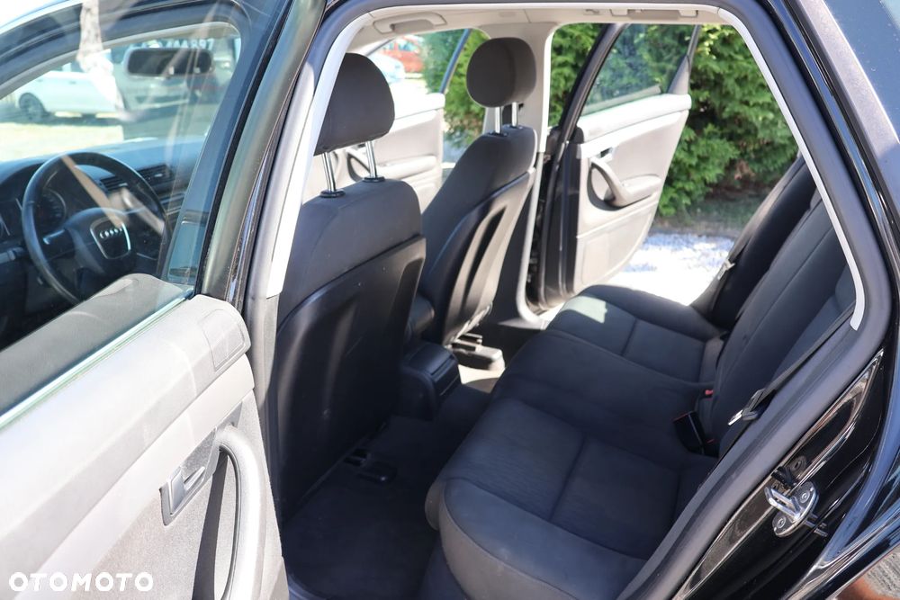 Audi A4 Avant - 8