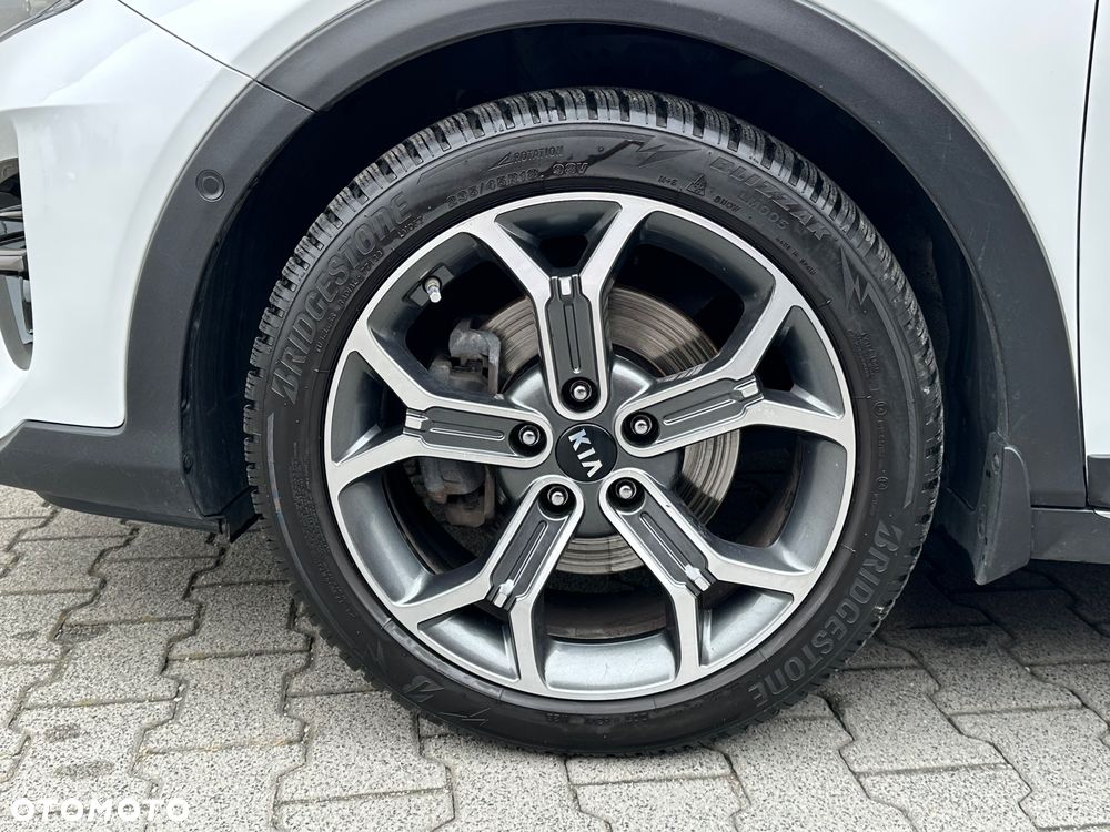 Kia XCeed 1.4 T-GDI L Business Line DCT - 38