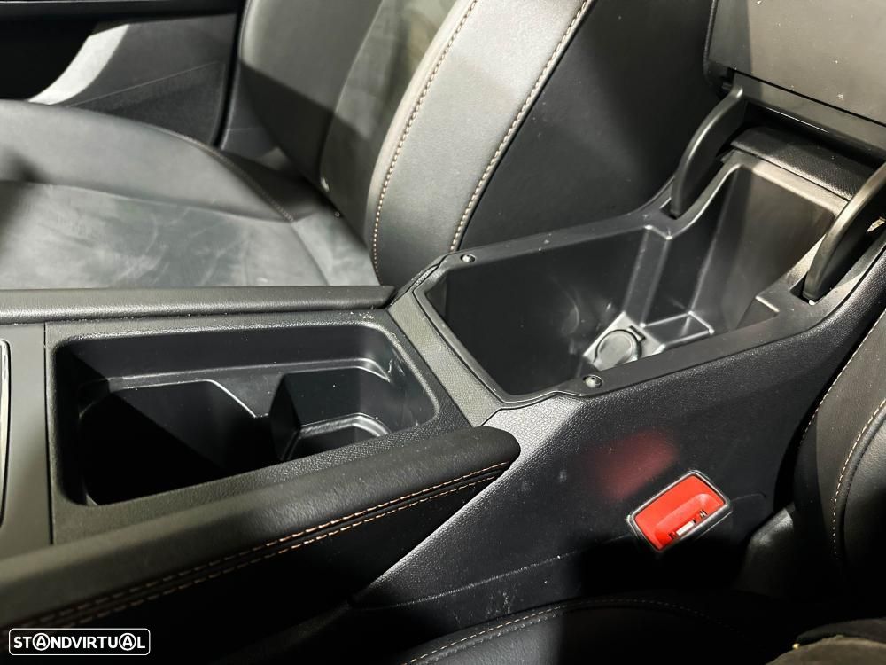 Cupra Formentor 1.5 e-Hybrid DSG VZ Black Edition - 54