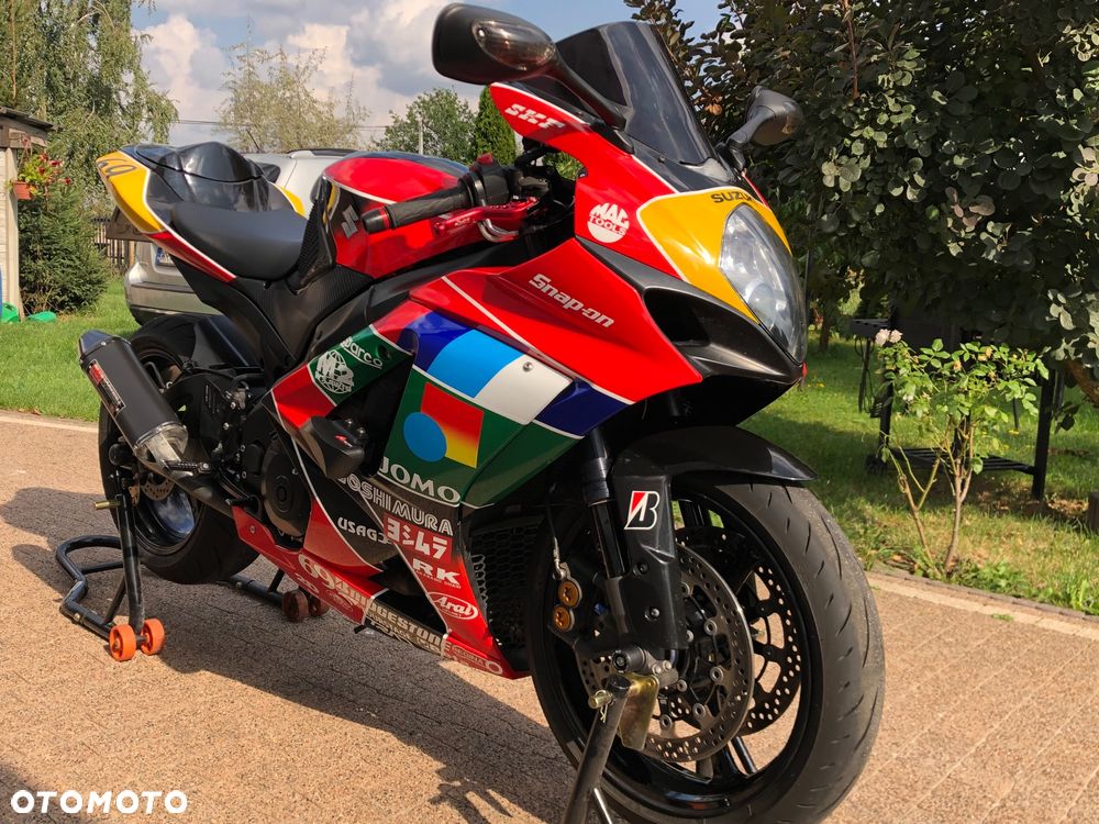 Suzuki GSX-R - 7