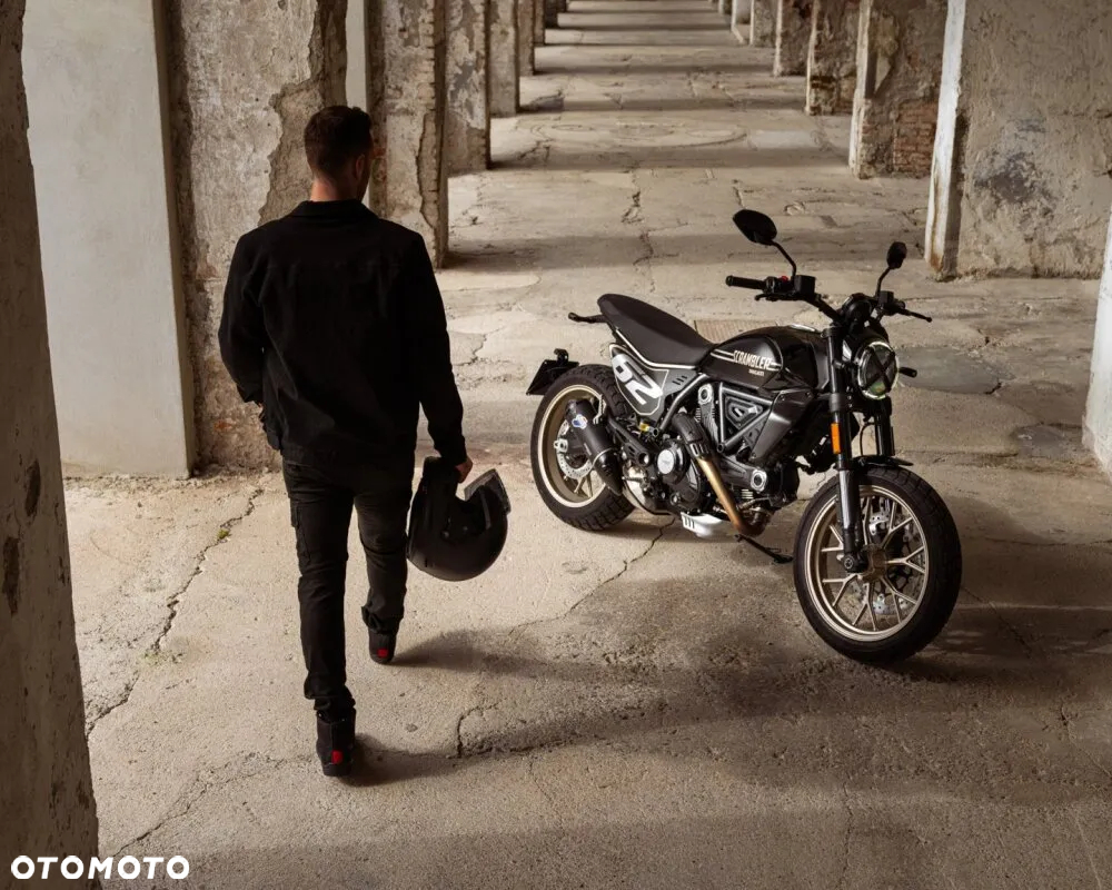 Ducati Scrambler - 14