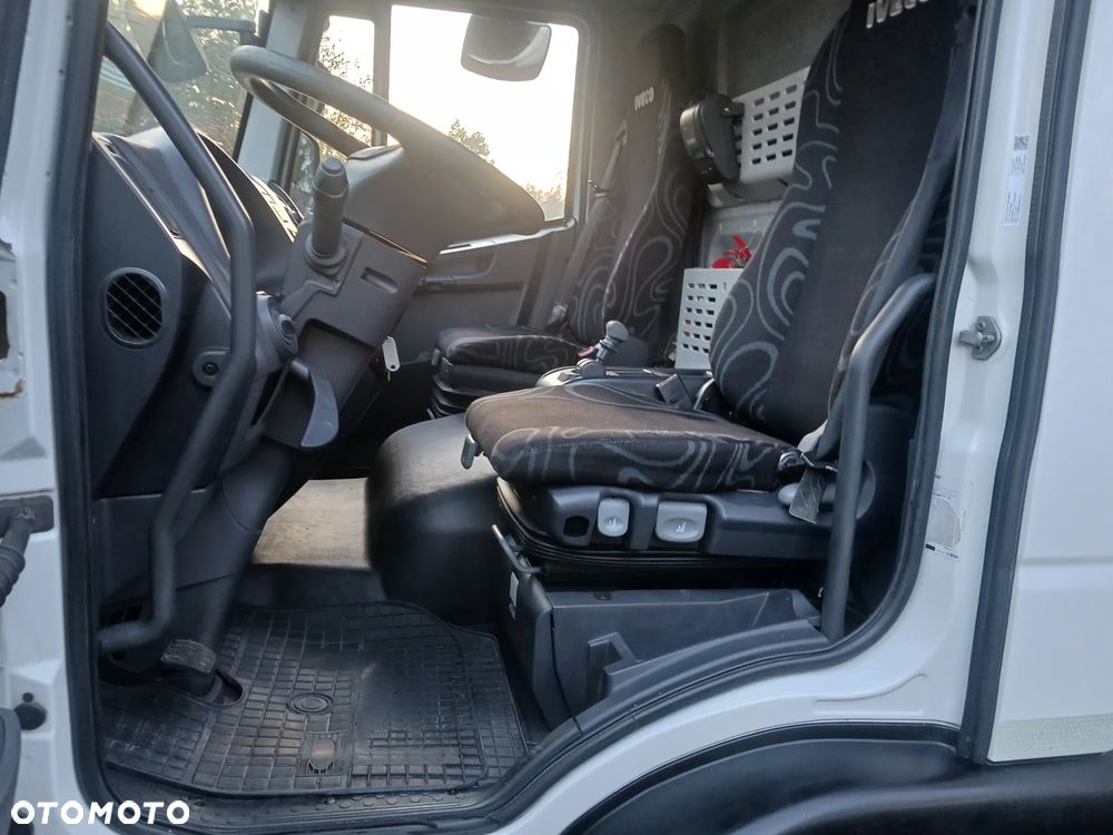 Iveco EUROCARGO 80EL16 E6 2015r KLIMA SALON Izoterma Chłodnia Mroźnia agregat 230V Winda - 12