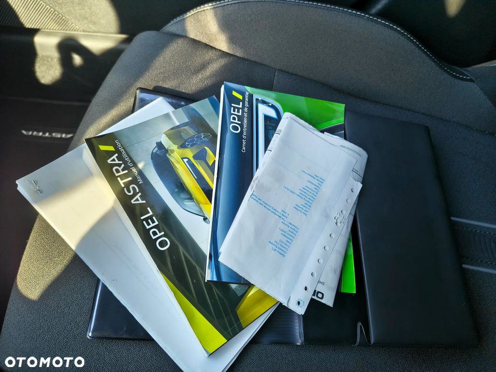 Opel Astra 1.6 T Plug-in Hybrid GS Line - 11