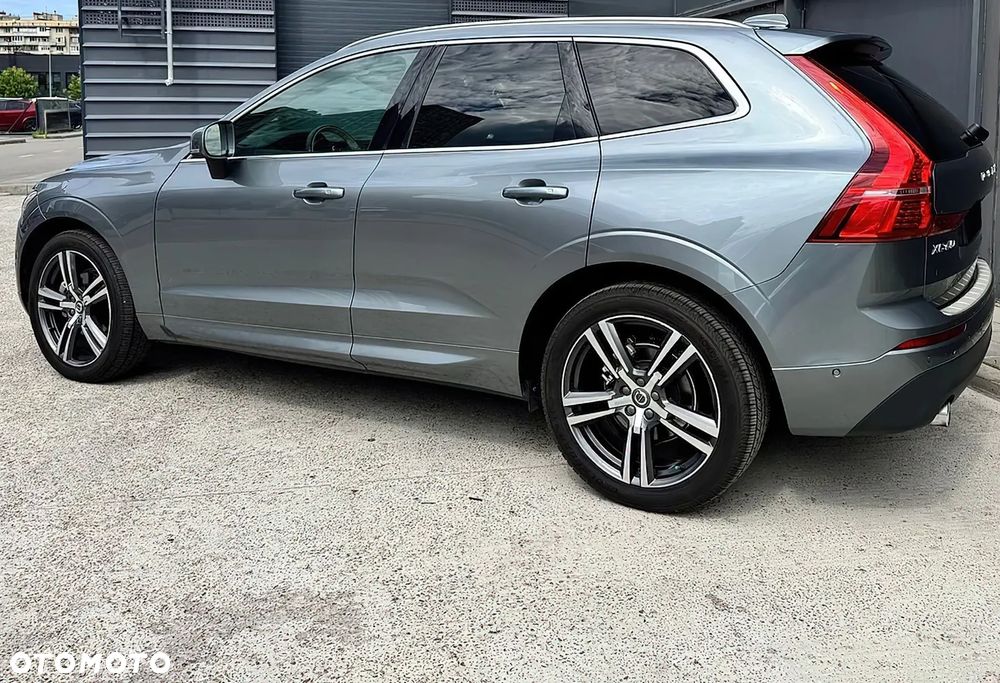 Volvo XC 60 T5 AWD Momentum - 3