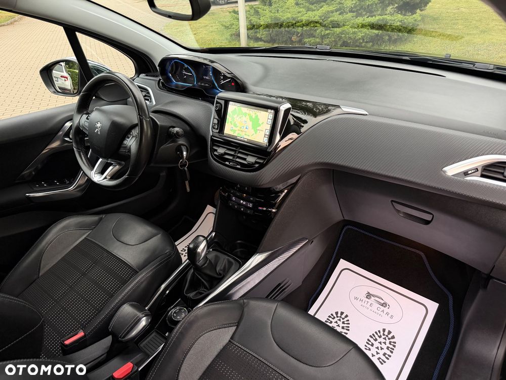 Peugeot 2008 1.6 VTi Allure - 36