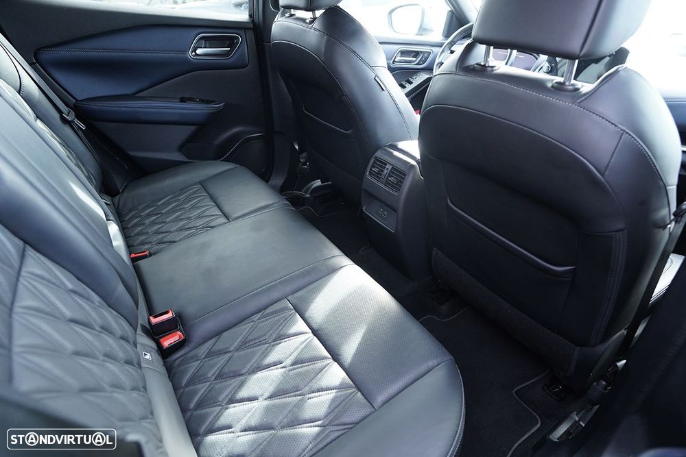 Nissan Qashqai 1.3 DIG-T Tekna - 18