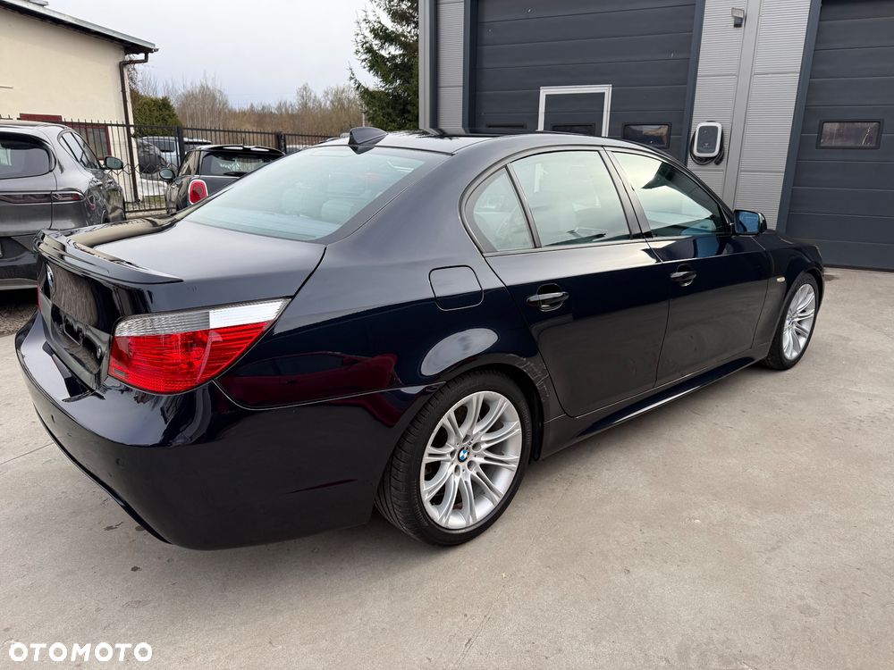 BMW Seria 5 523i - 14