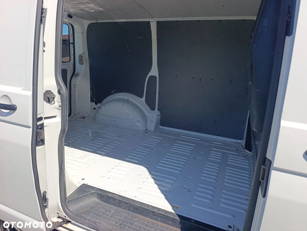 Volkswagen Transporter - 36