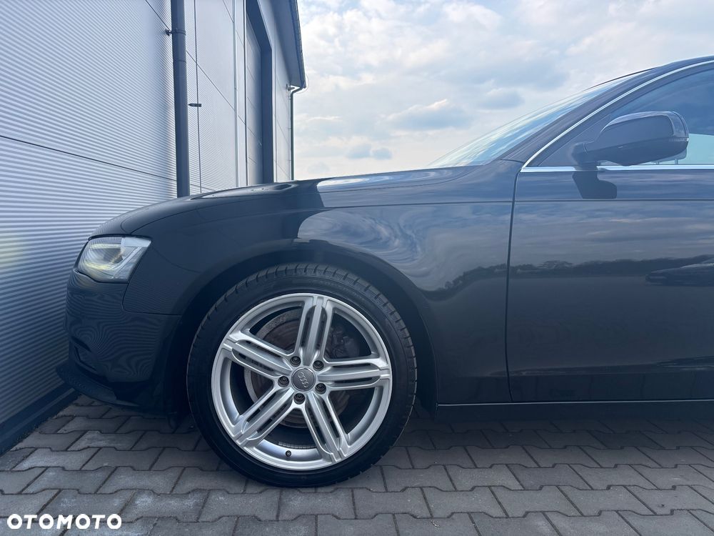 Audi A4 Avant 2.0 TDI DPF quattro Attraction - 19