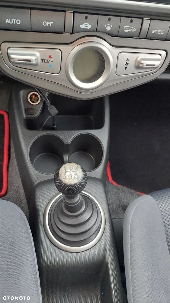 Honda Jazz 1.4 ES - 32