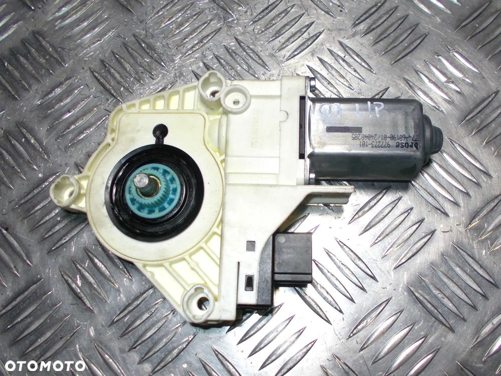 Audi Q7 4L silniczek szyby lewy tył - 2