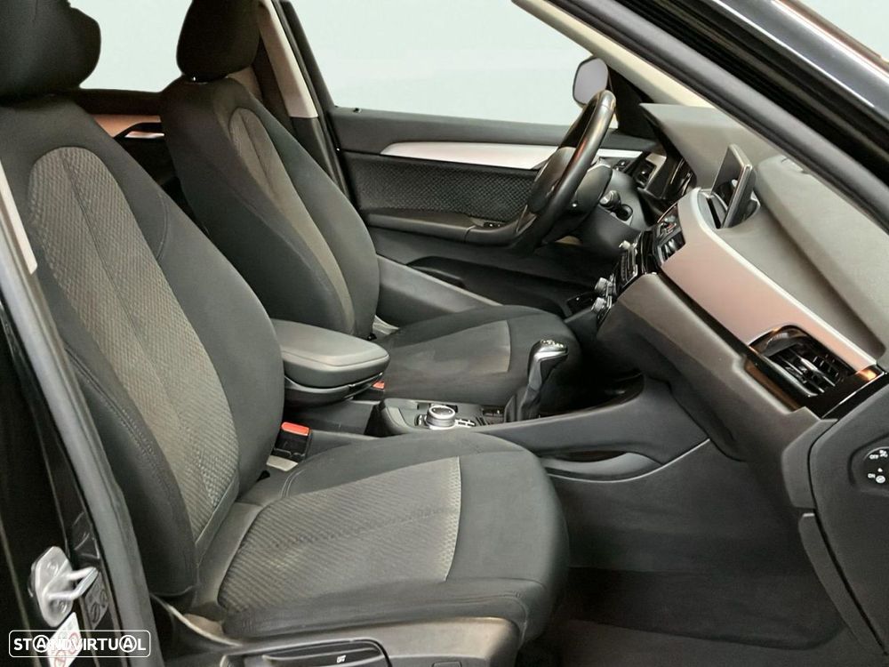 BMW X1 25 e xDrive Line Sport - 17