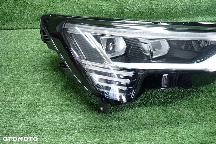 AUDI Q8 E-TRON FULL LED reflektor prawy lampa prawa 4KE941782 - 3