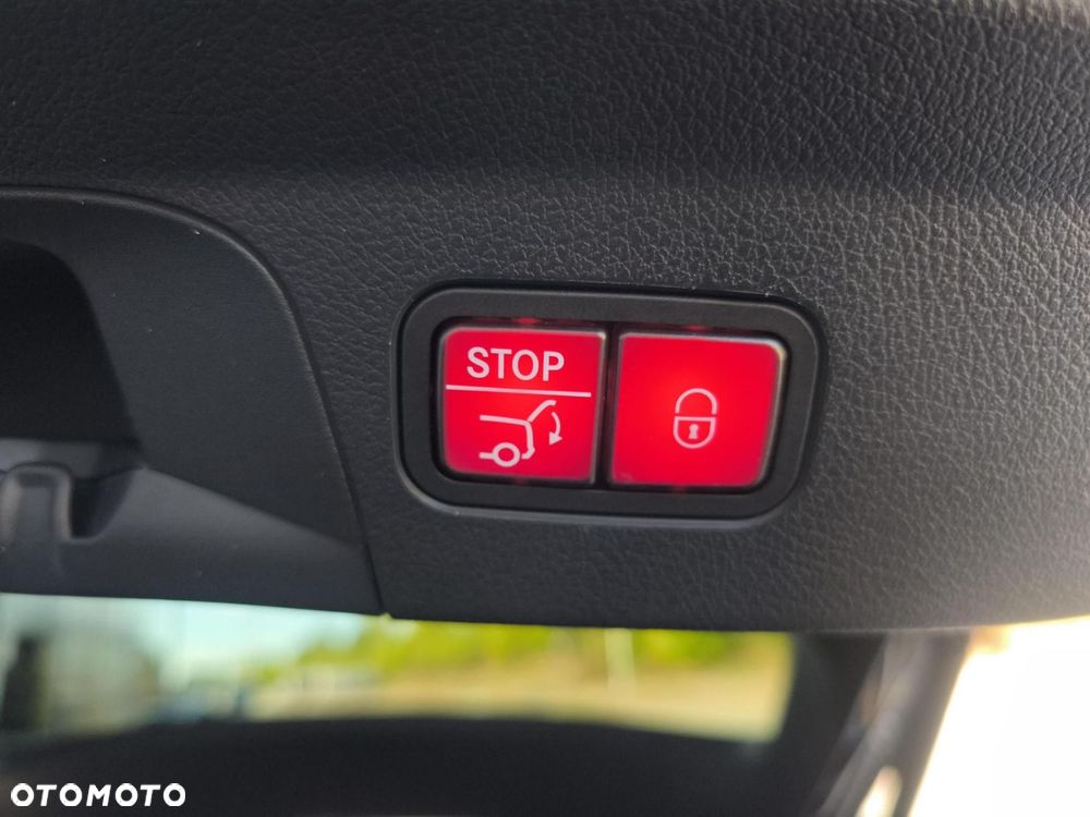 Mercedes-Benz GLE - 25