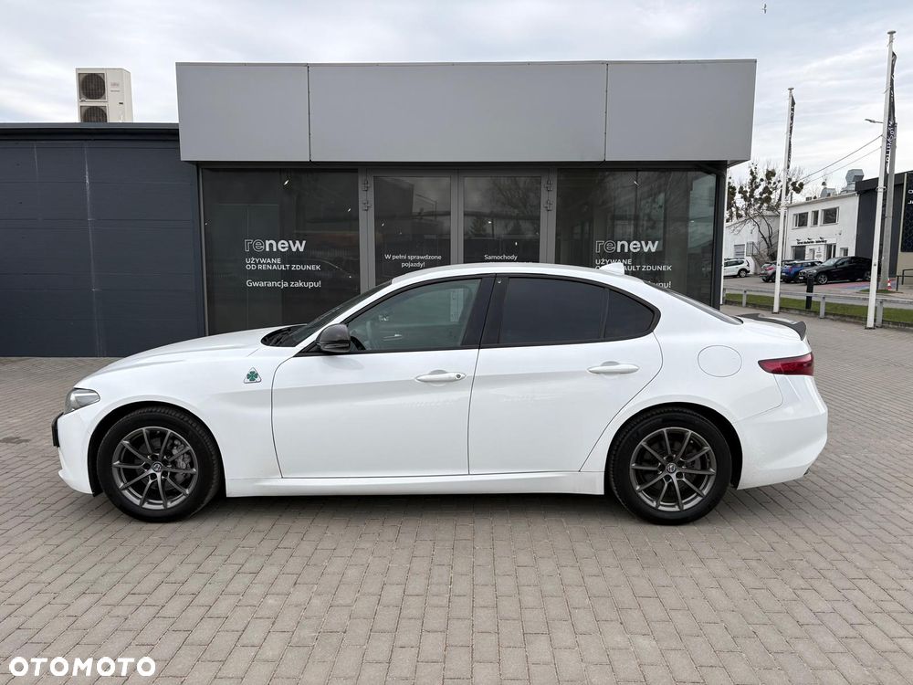 Alfa Romeo Giulia 2.0 Turbo - 6