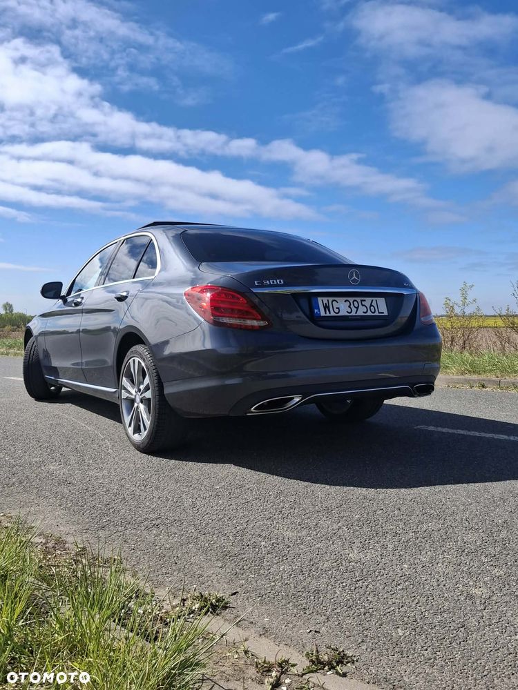 Mercedes-Benz Klasa C 300 7G-TRONIC - 4