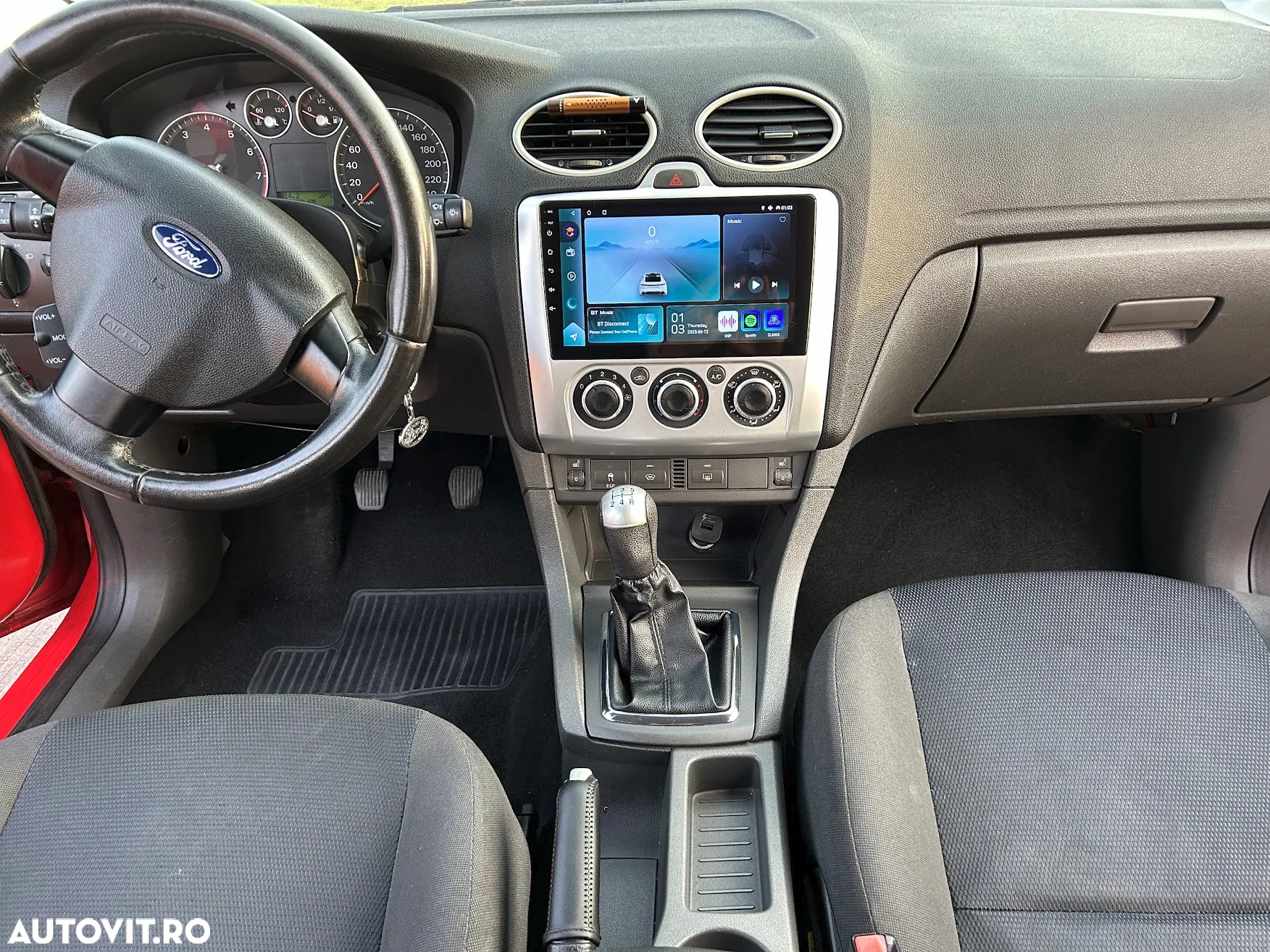 Ford Focus - 8