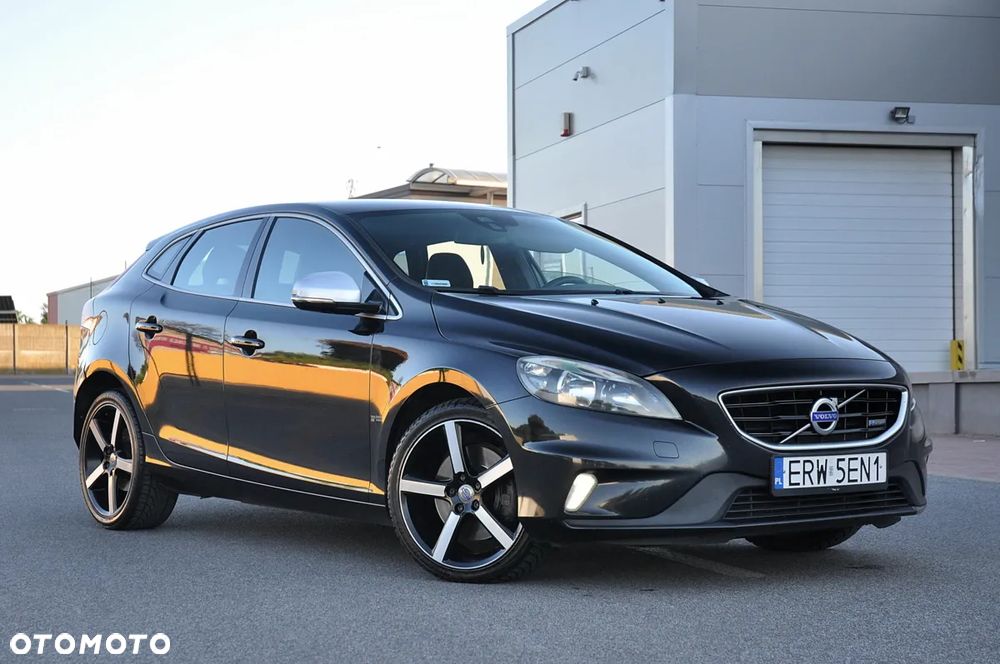 Volvo V40 D4 RDesign - 1