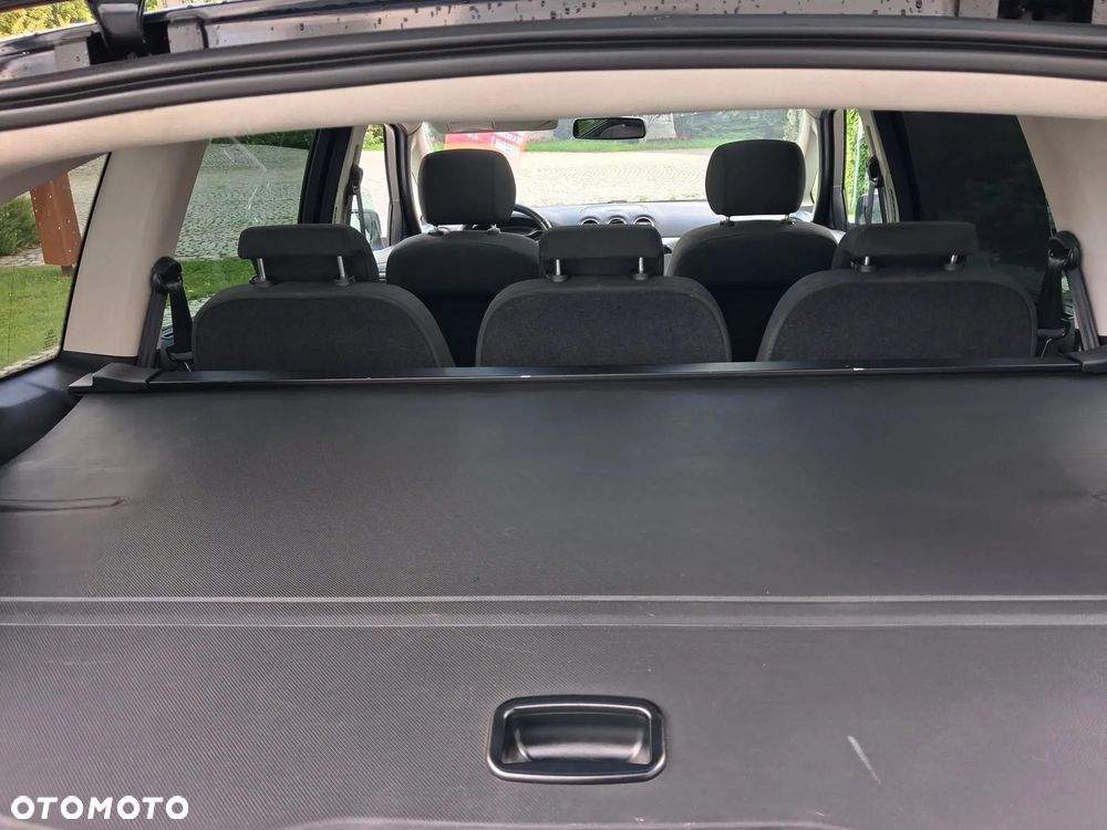 Ford S-Max - 36