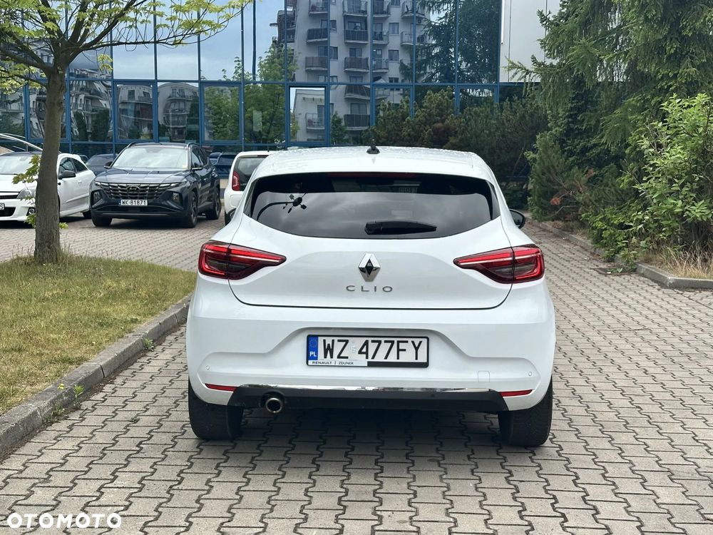 Renault Clio - 6