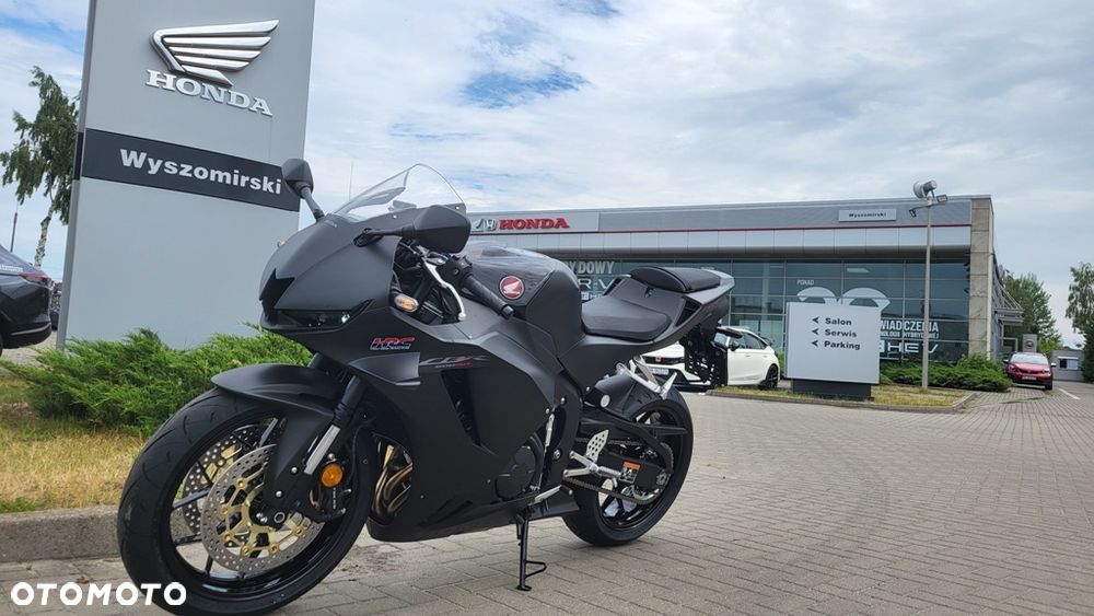 Honda CBR - 1