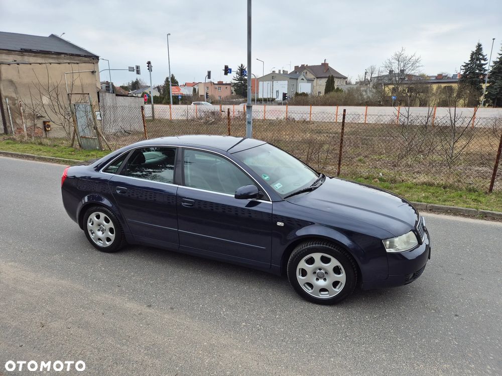 Audi A4 Limousine 1.8 T - 12