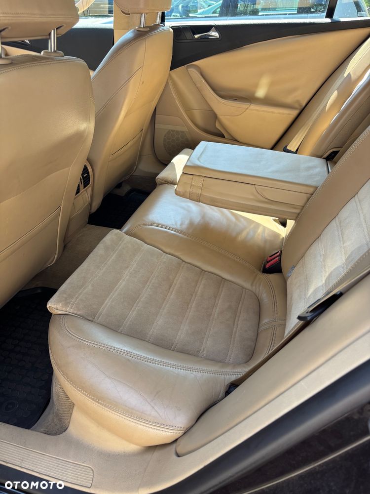 Volkswagen Passat 2.0 TDI Highline - 10