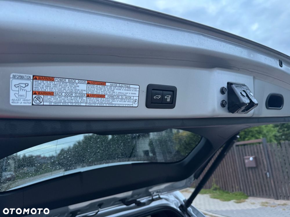 Toyota Corolla Cross 2.0 Hybrid Executive - 22