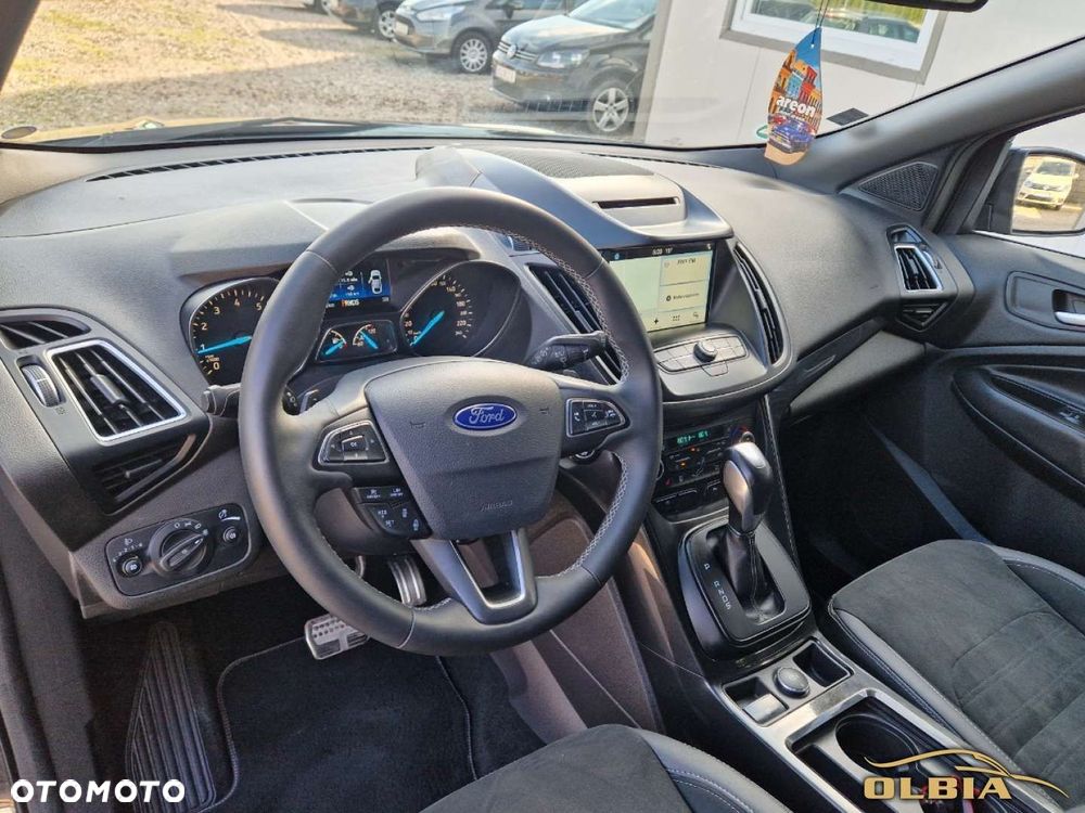 Ford Kuga - 29