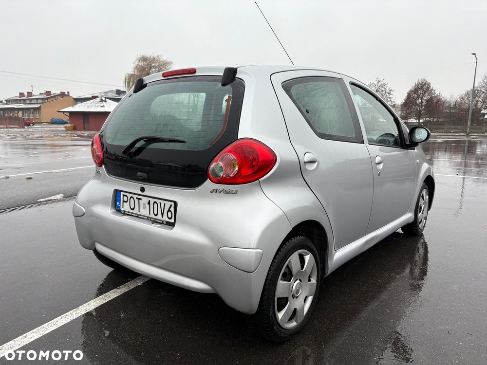 Toyota Aygo - 5