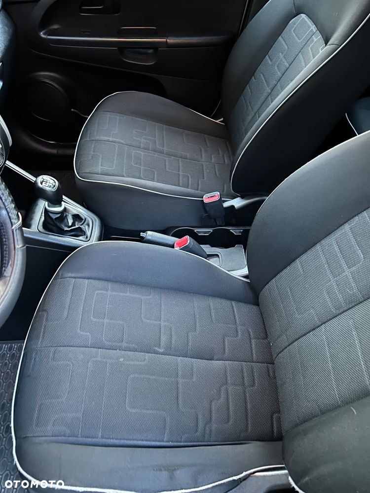 Kia Venga 1.6 CRDi XL - 12