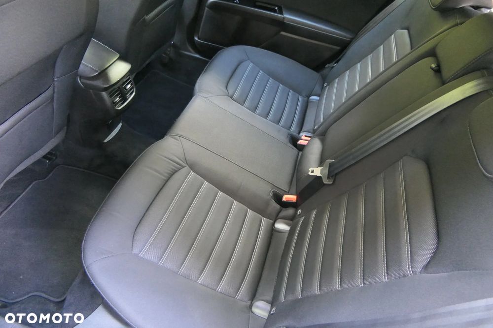 Ford Mondeo 2.0 Ti-VCT Titanium - 27