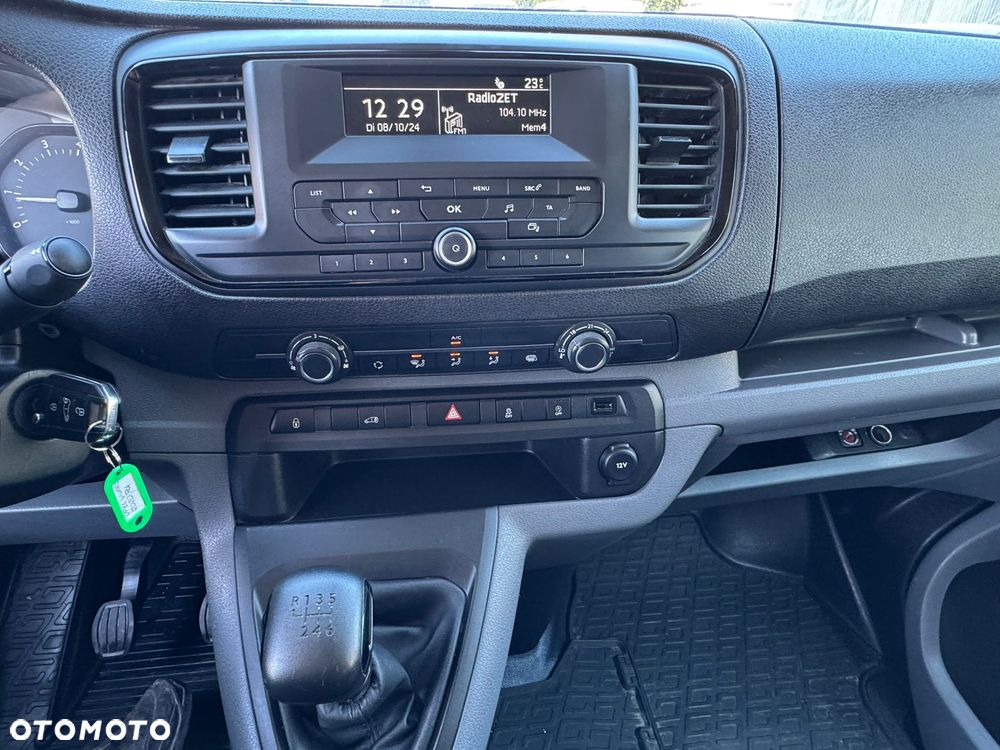 Opel Vivaro - 23
