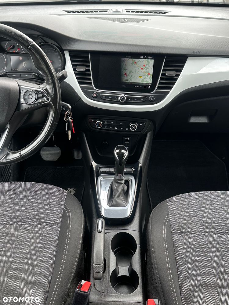 Opel Crossland X - 16