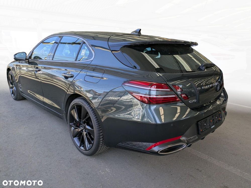 Genesis G70 2.0T Plus AWD 8AT Sport - 5