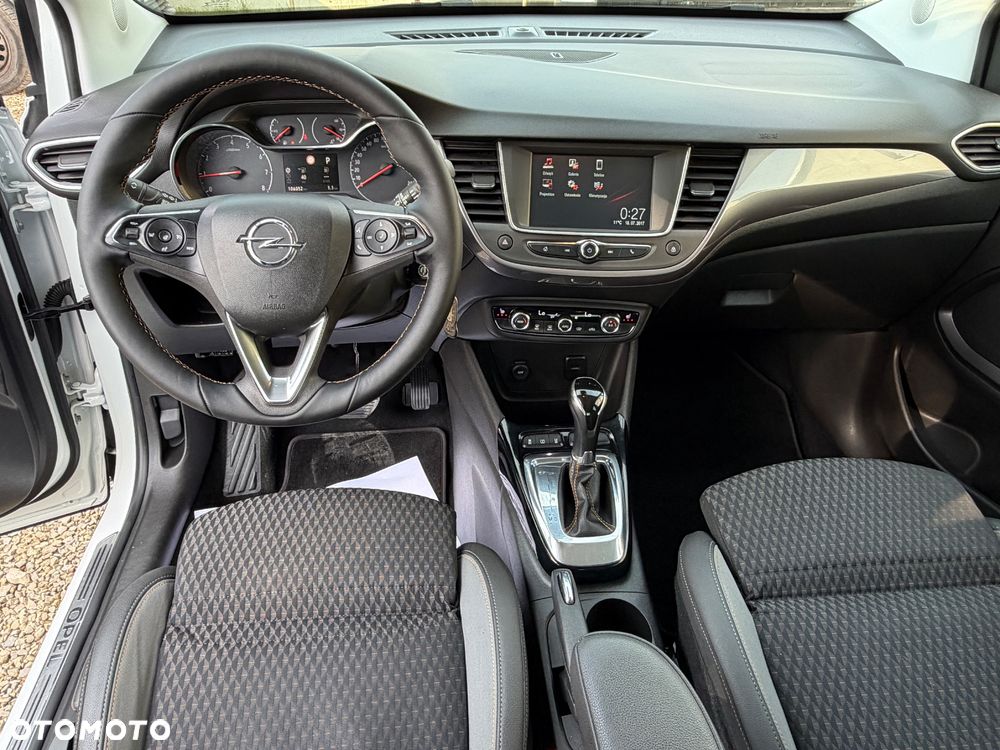 Opel Crossland X 1.2 T Design Line S&S - 19