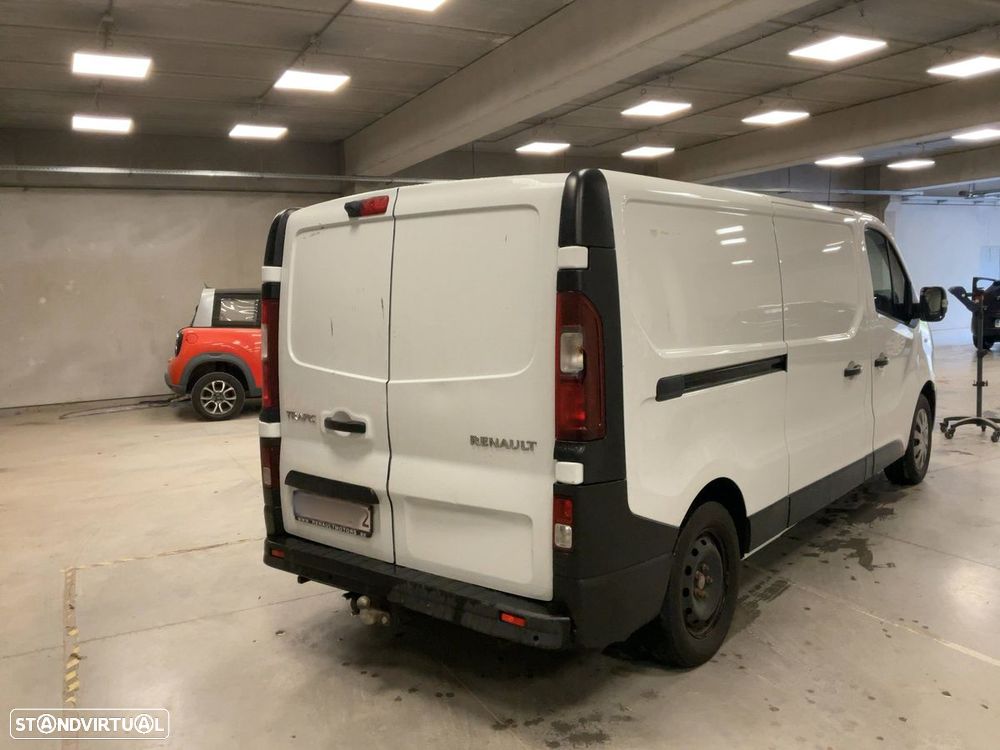 Renault Trafic 2.0 dCi L2H1 Escapade - 3
