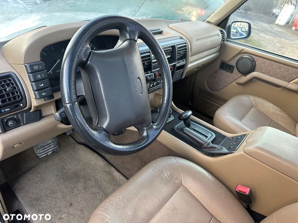 Land Rover Discovery - 16