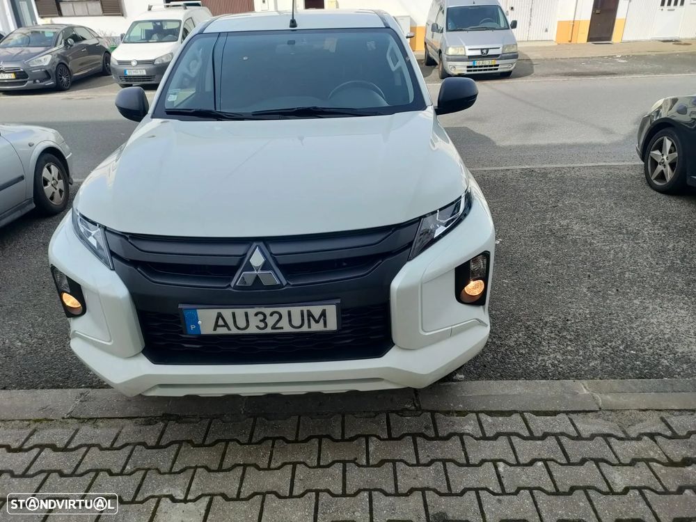 Mitsubishi L200 2.3 DI-D Space Cab Invite 4WD - 6